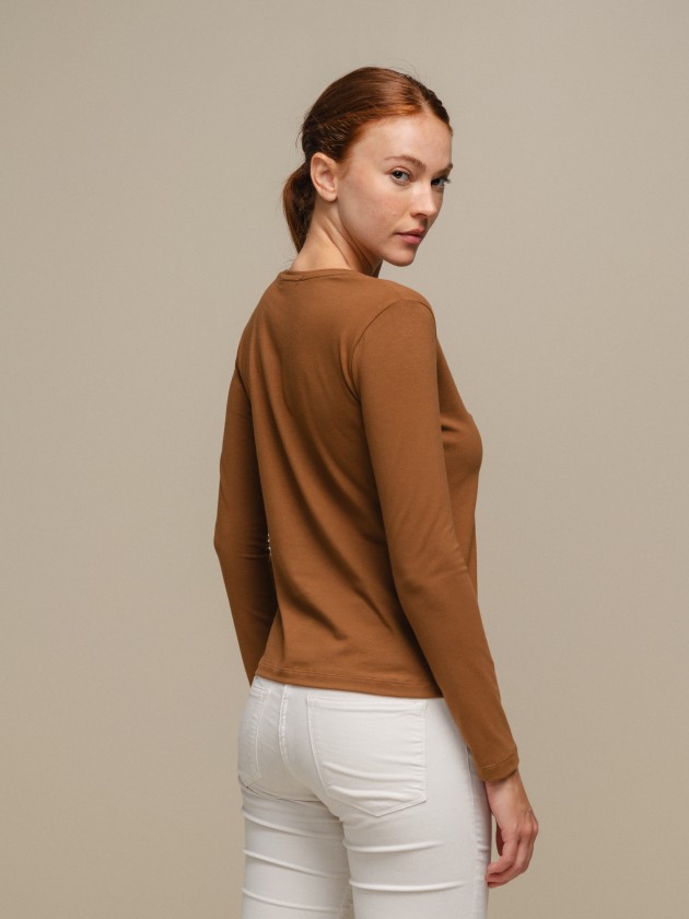 Basic long sleeve sweater