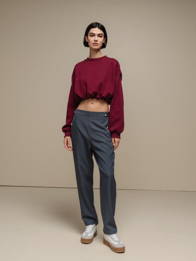 Sweater cropped com decote redondo