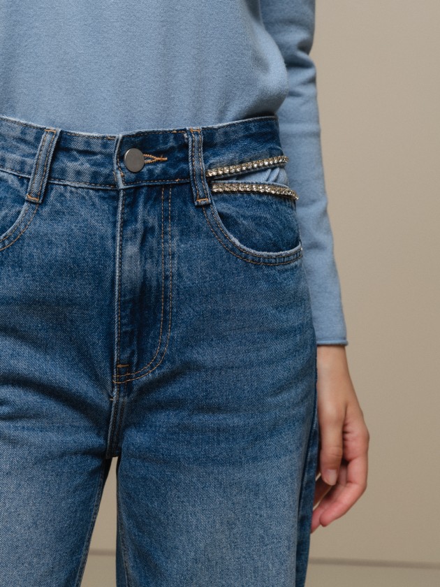 Jeans avec applications brillantes