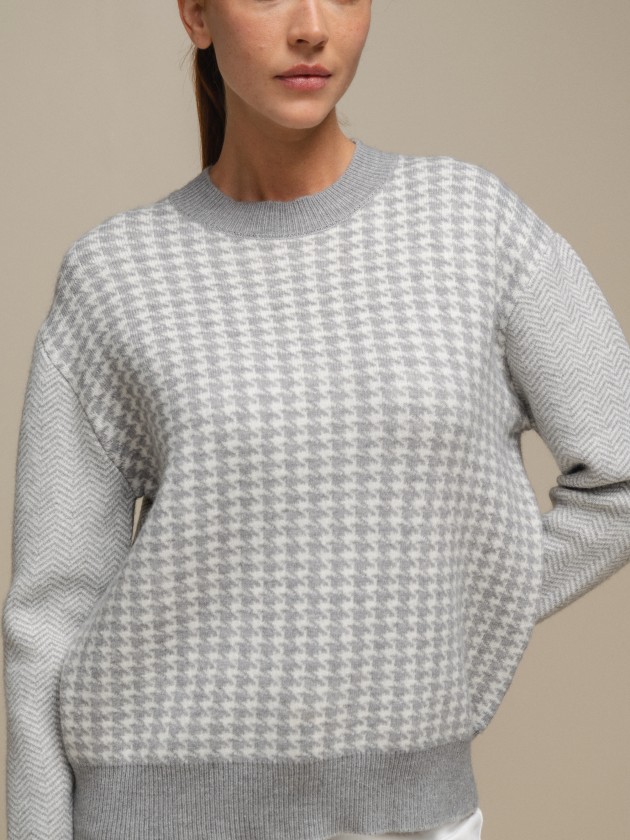 Knit sweater with jacquard and round neckline