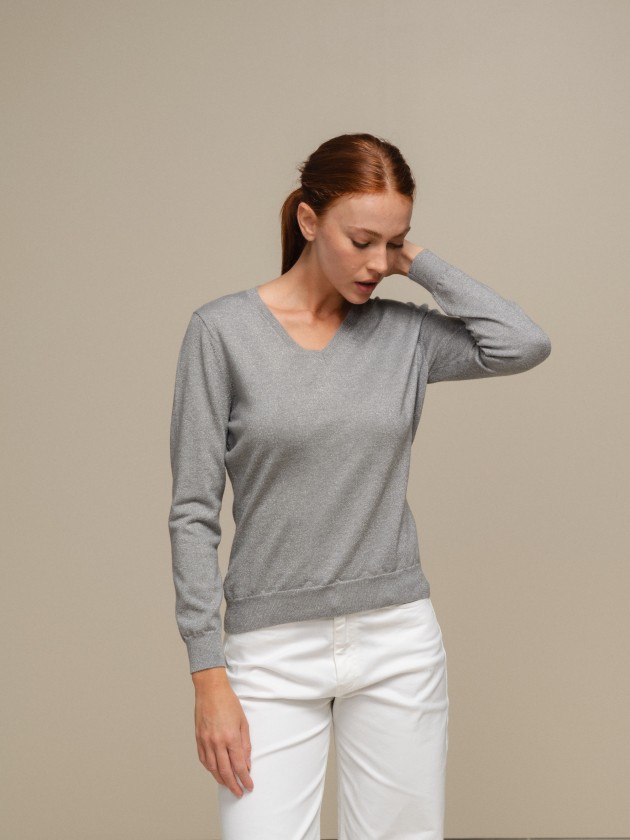 Knit sweater with lurex and v-neck