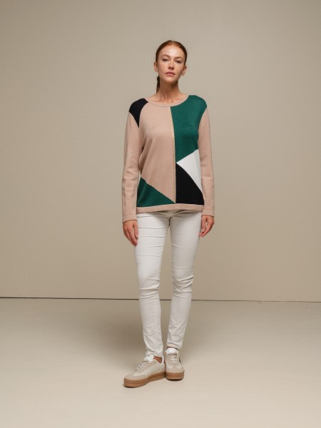 Multicolor knitted sweater with round neckline