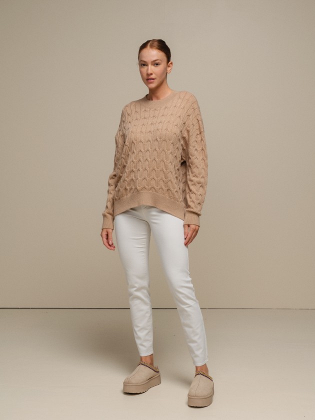 Knit sweater with round neckline