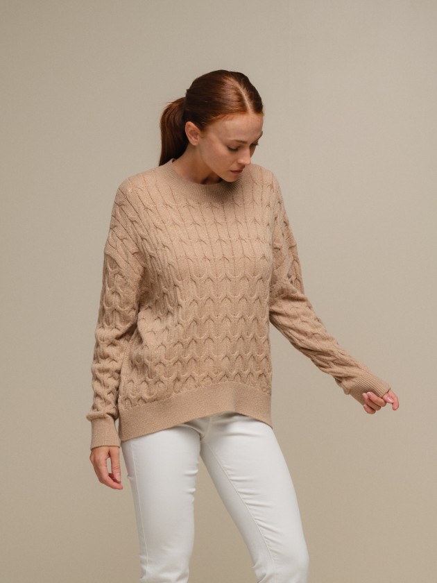 Knit sweater with round neckline