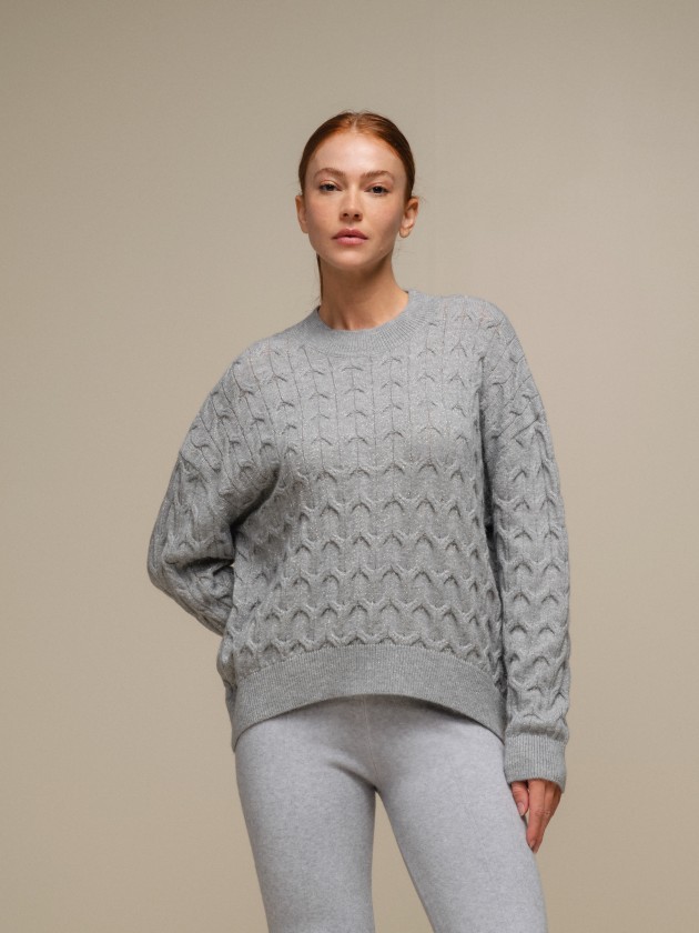 Knit sweater with round neckline