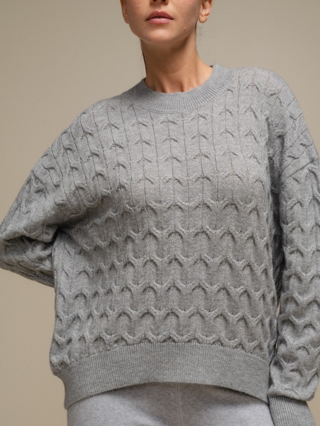 Knit sweater with round neckline