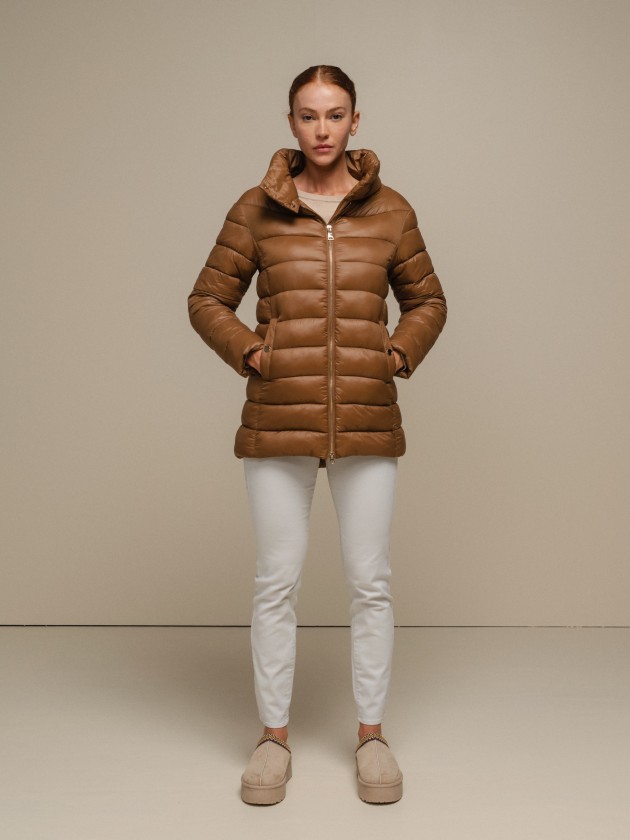 Padded jacket with zip