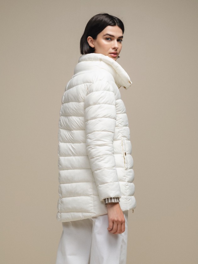 Padded jacket with zip