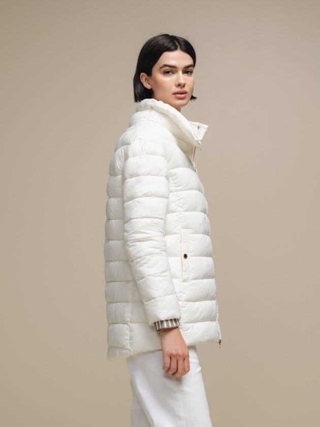 Padded jacket with zip