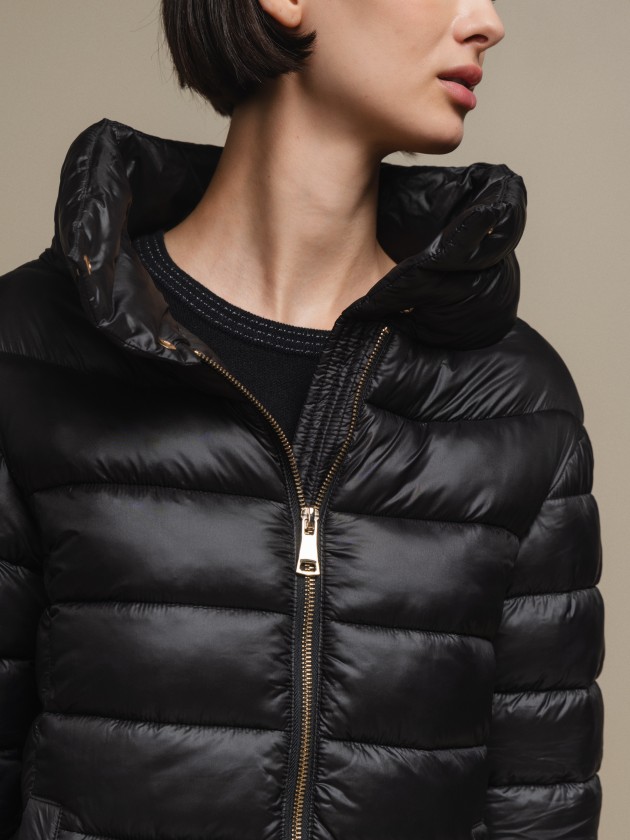 Padded jacket with zip