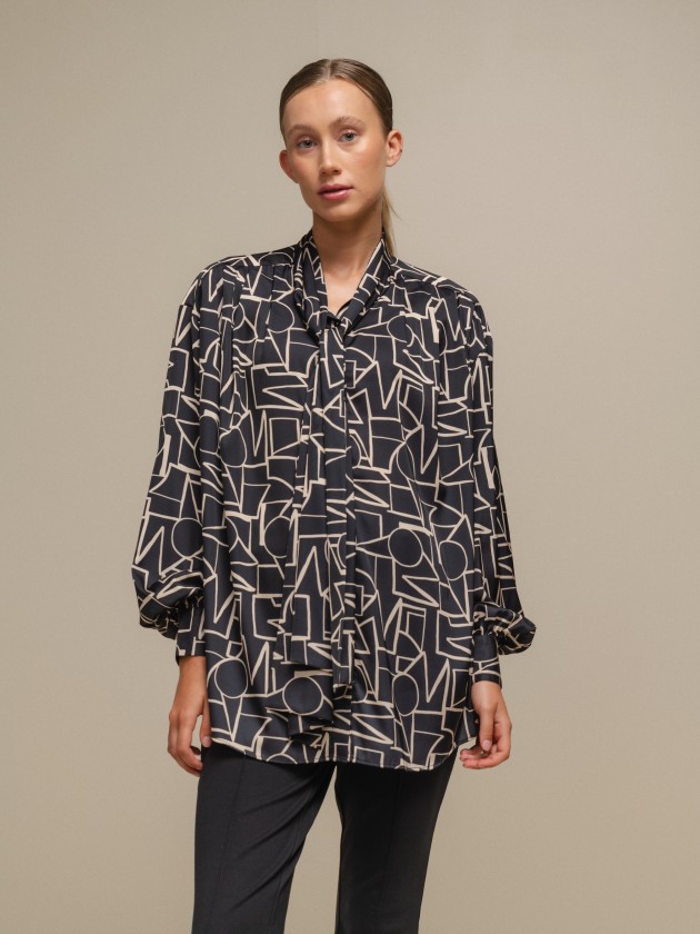 Printed tunic with bow