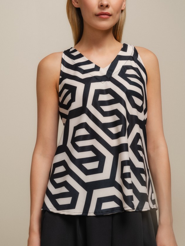 Top with geometric print