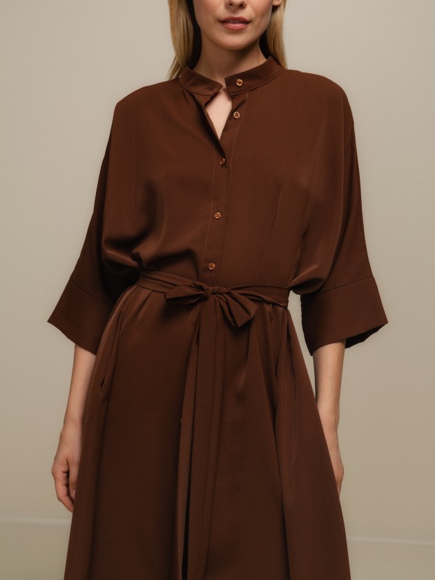 Fluid shirt dress