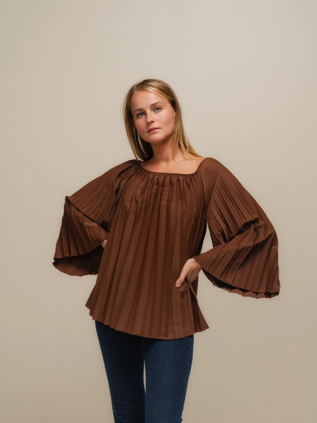 Pleated blouse