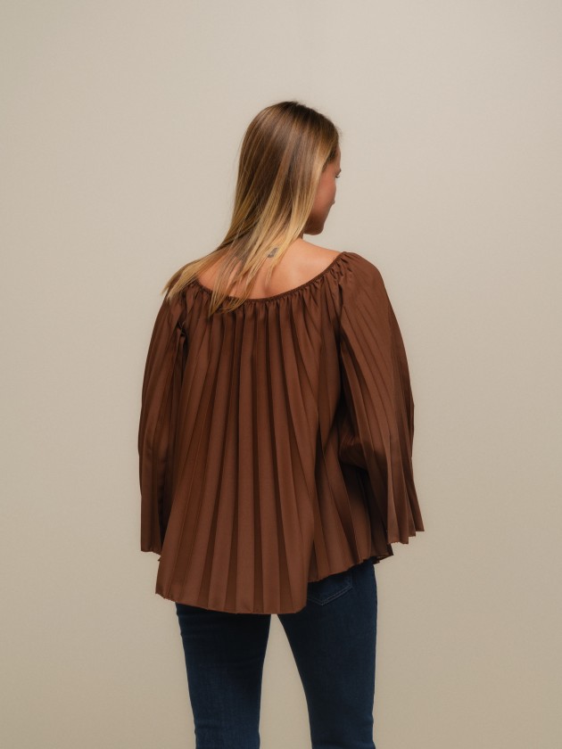 Pleated blouse