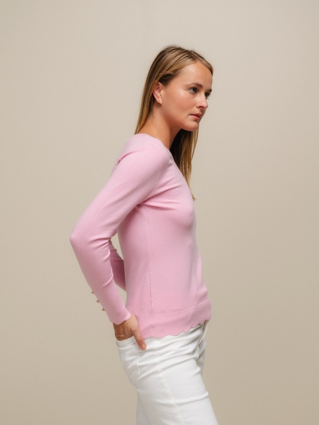 Round neck sweater with gold buttons on the sleeves