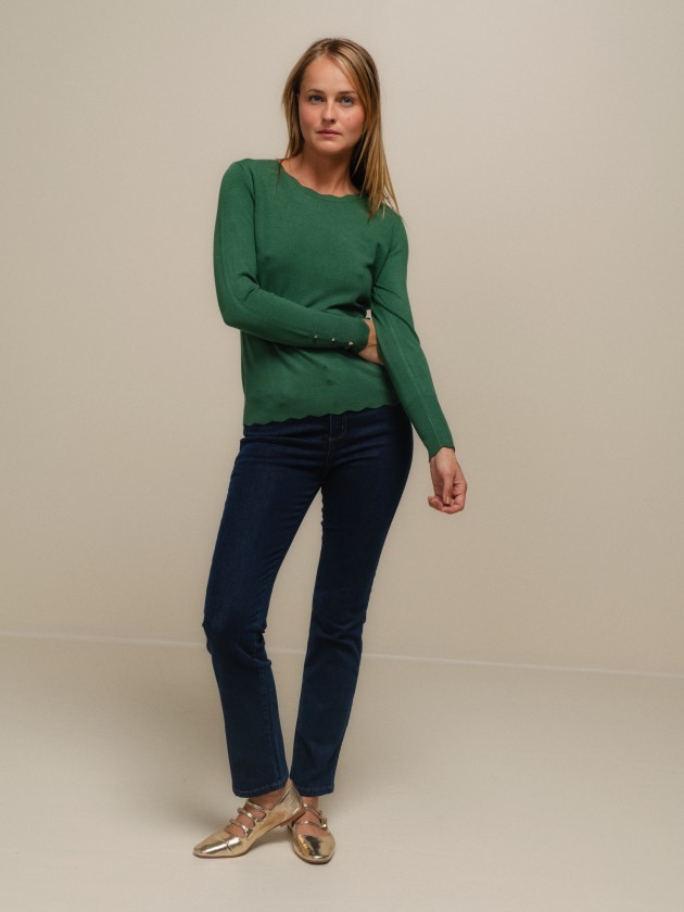 Round neck sweater with gold buttons on the sleeves