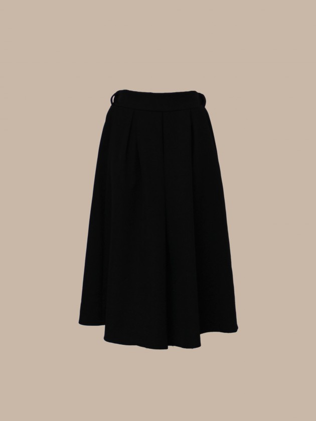 Midi skirt with pleats