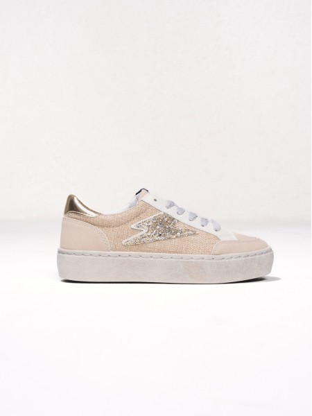Sneakers with contrasting glitter
