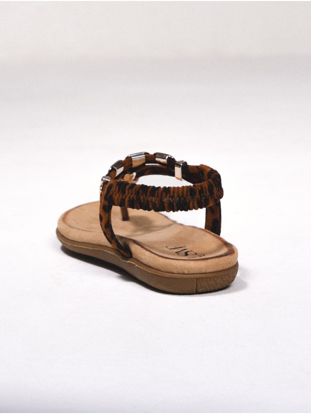 Sandlias abertas com estampado leopardo