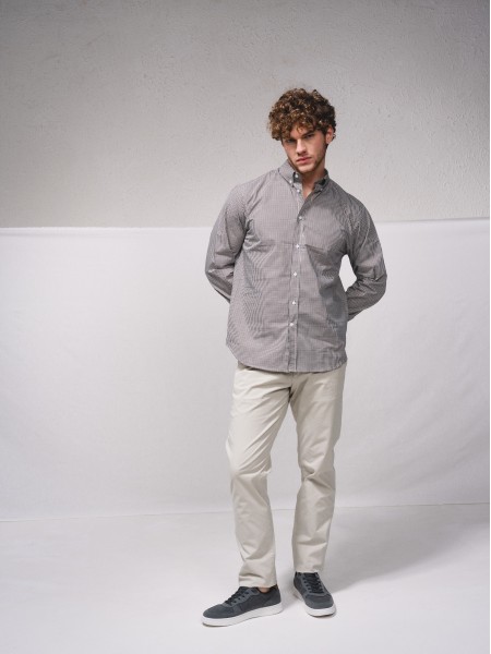 Camisa clssica em tecido xadrez