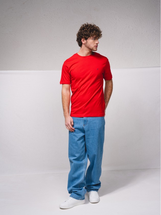 T-shirt basique avec broderie
