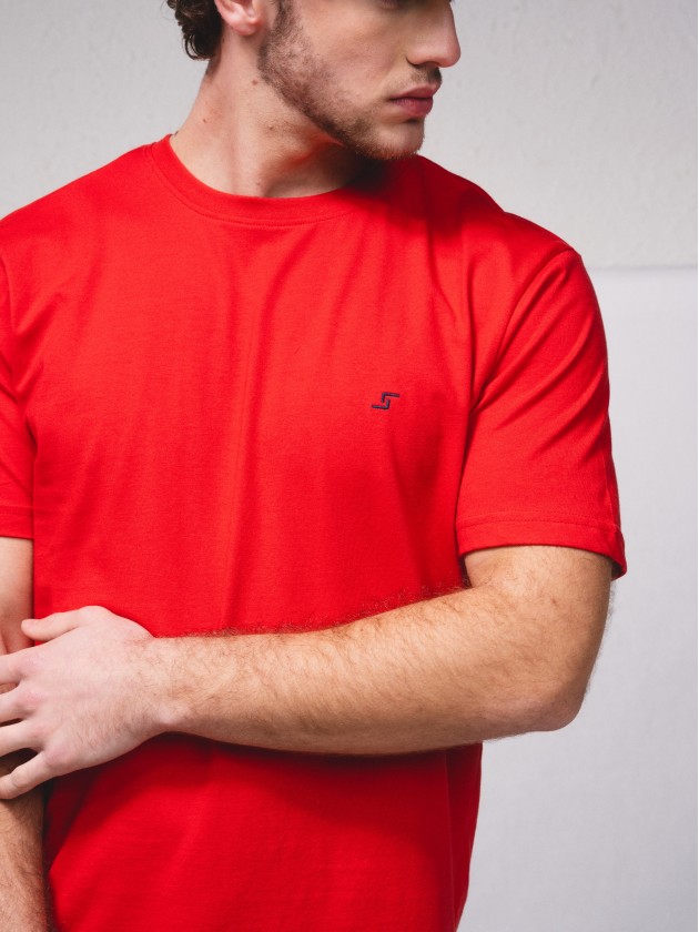 T-shirt basique avec broderie
