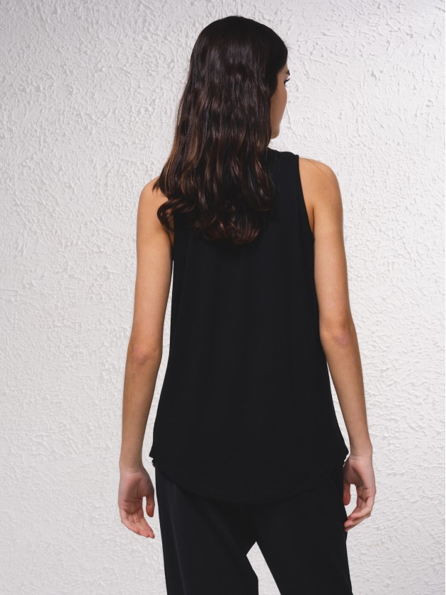 Top bsico decote em v