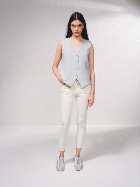 Gilet avec boutons