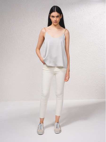 Chain strap top