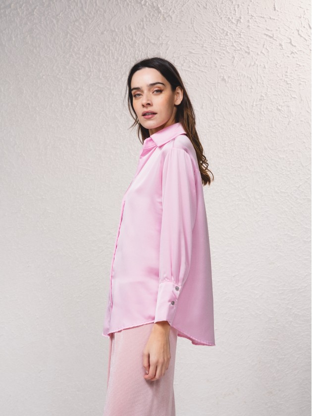 Camisa bsica acetinada