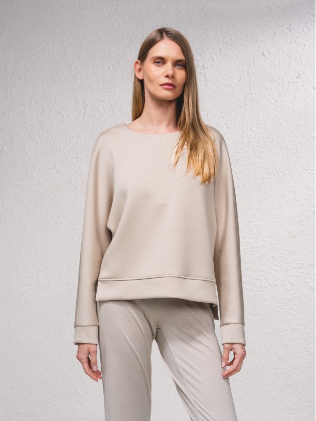 Sweater decote barco