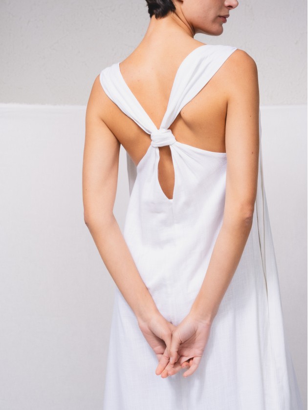 Vestido comprido em mistura de linho