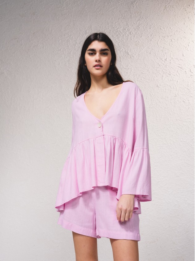 Blusa em mistura de linho com folhos