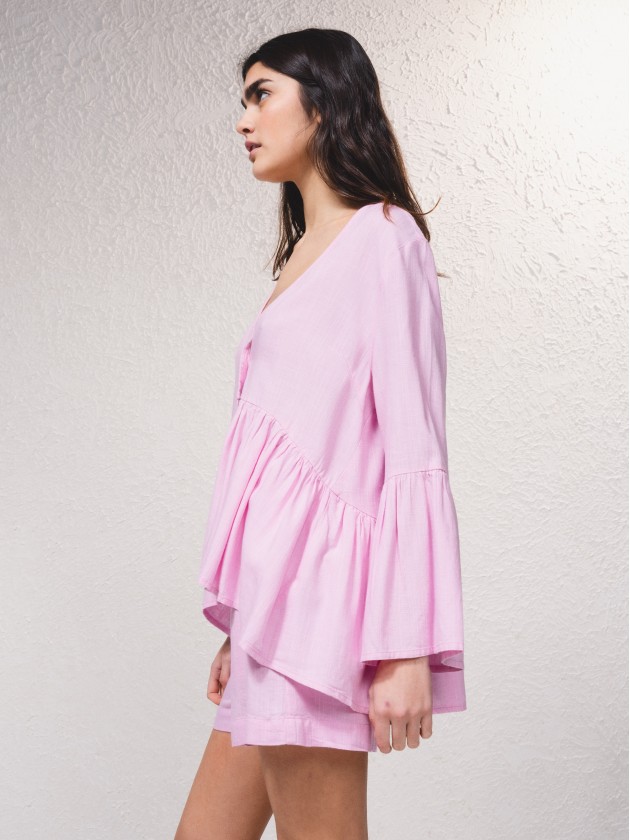 Blusa em mistura de linho com folhos