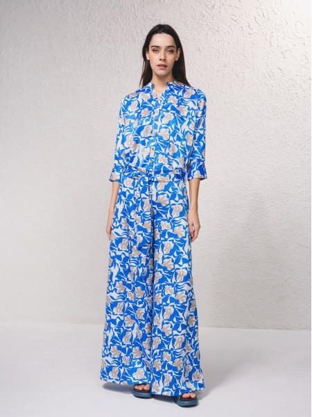 Wide satin and printed pants