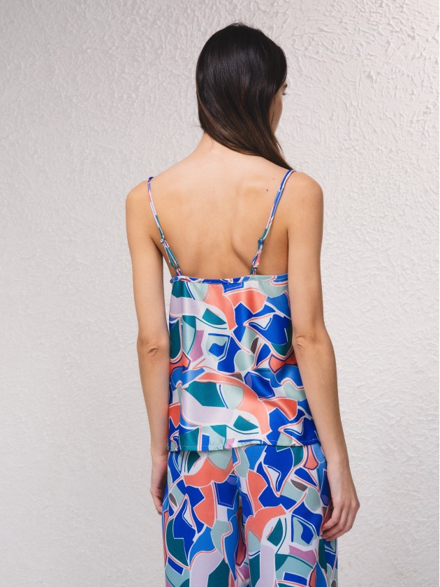 Top estampado e acetinado