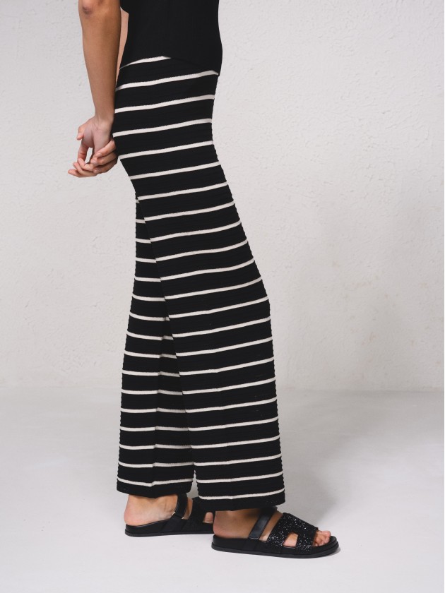 Pantalon en maille raye