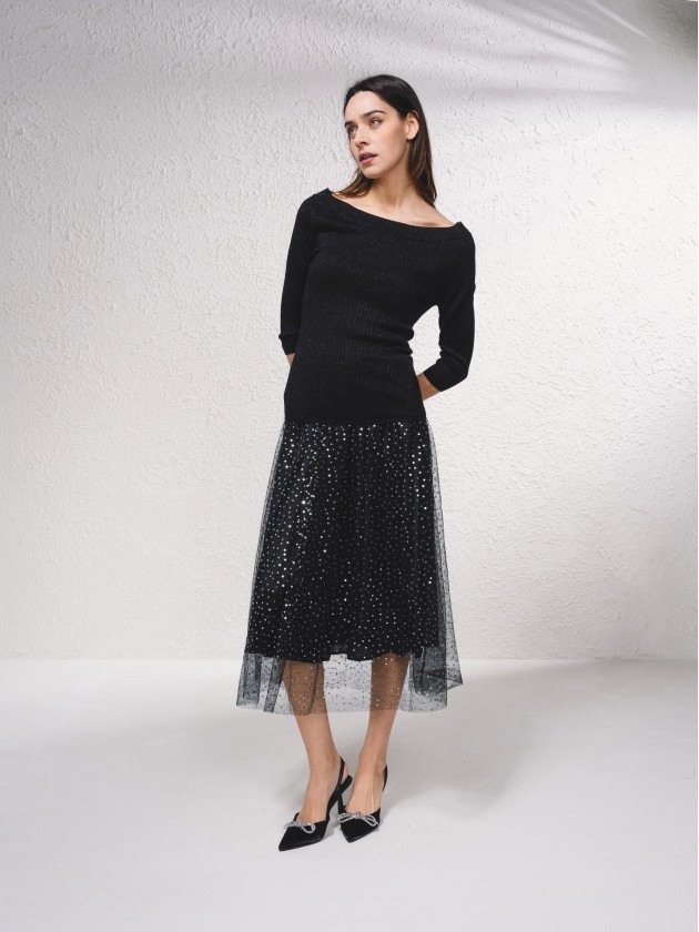 Camisola em lurex de ombros descobertos