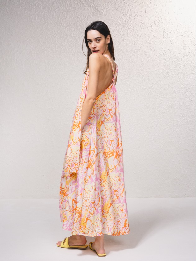 Robe en actine avec dcote en v