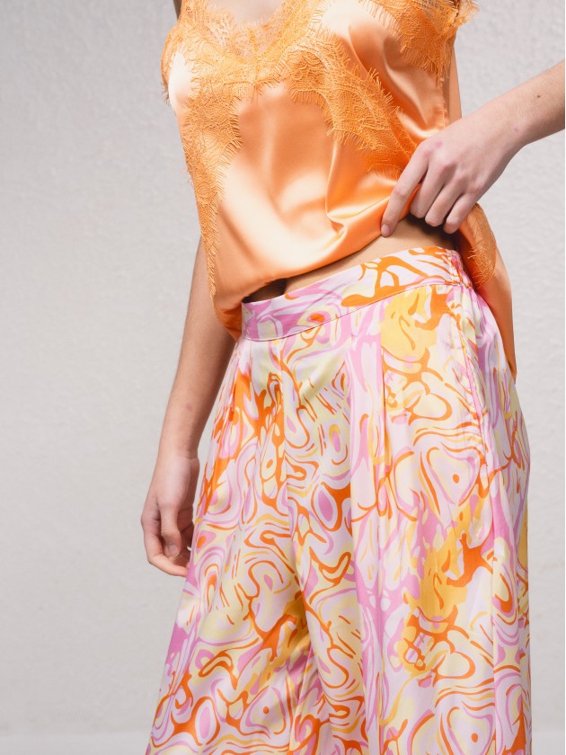 Satin pants with print