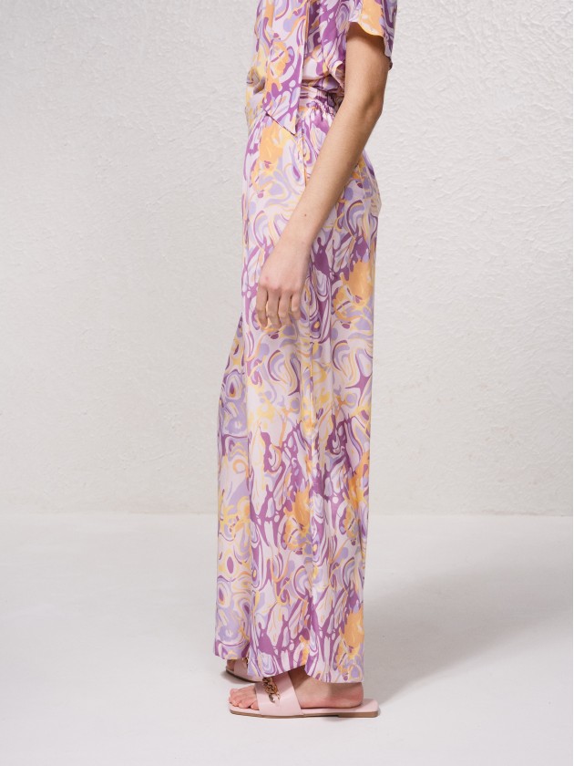 Satin pants with print