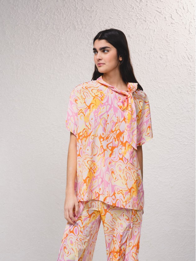 Blouse en satin imprim