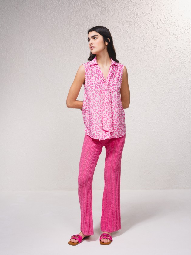 Blusa acetinada estampada