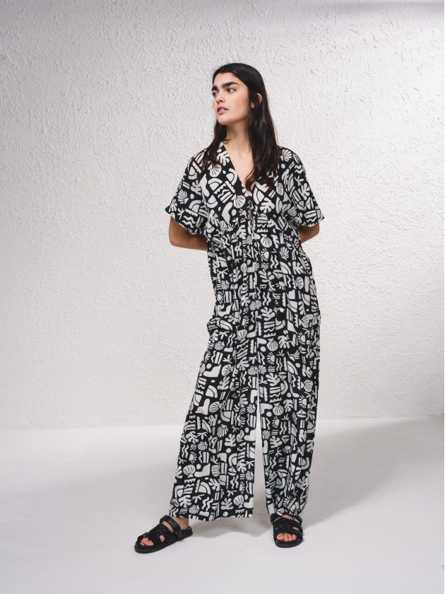 Long satin jumpsuit with print