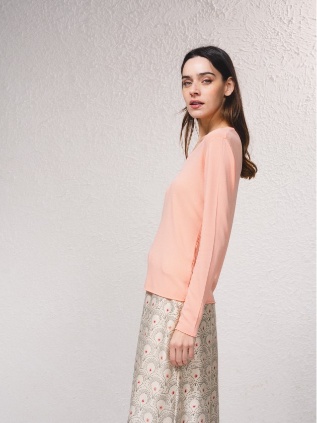 Basic knit sweater