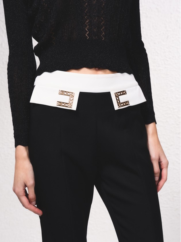 Calas  boca de sino com dois tons e detalhes brilhantes