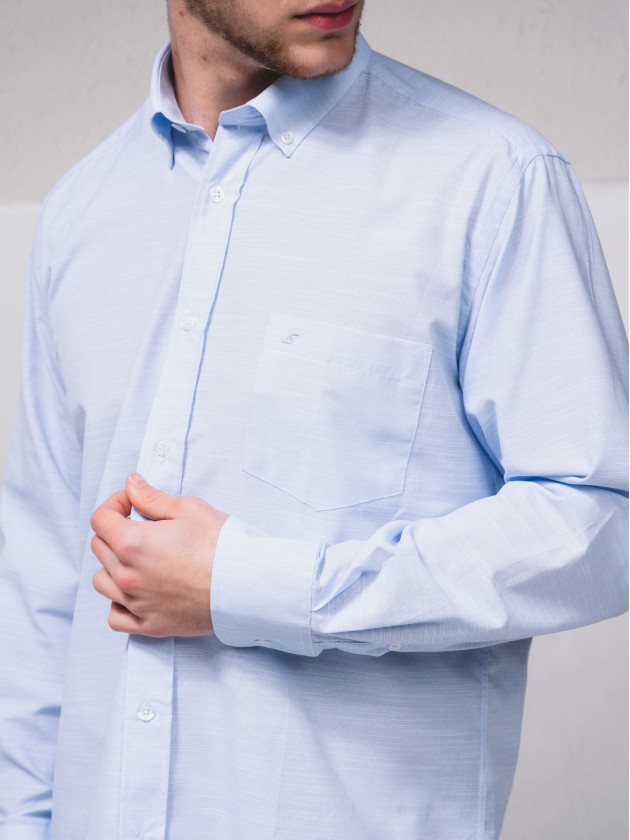 Camisa com estrutura