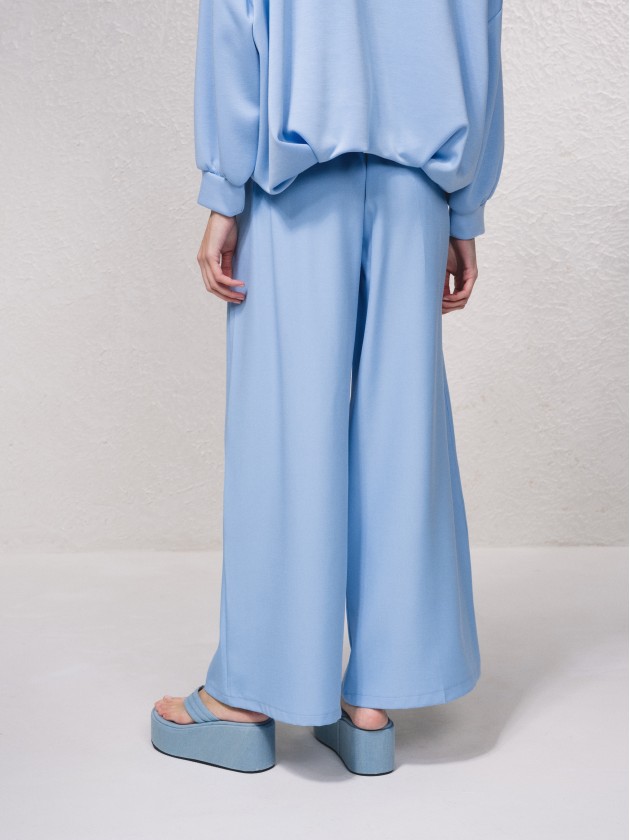 Cala wide leg com pinas