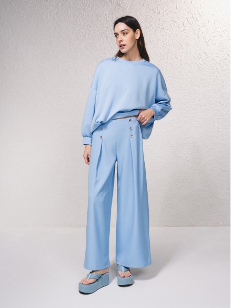 Wide leg pants with grippers